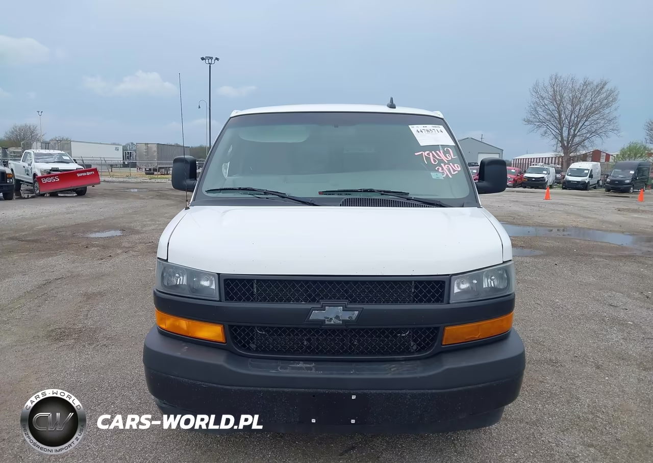 2018 Chevrolet Express 3500 Work Van VIN:1GCZGHFG3J1309981 - 12
