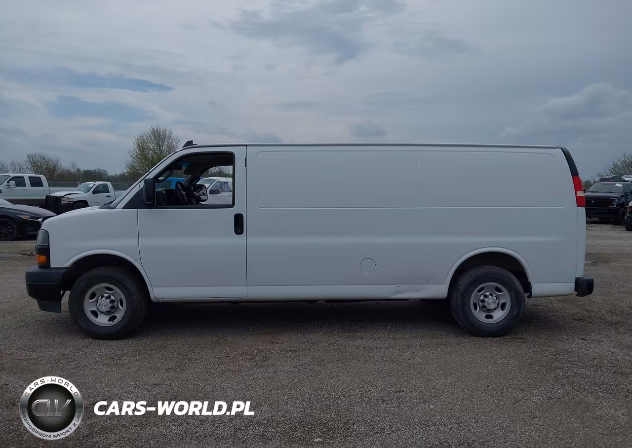 2018 Chevrolet Express 3500 Work Van VIN:1GCZGHFG3J1309981 - 14
