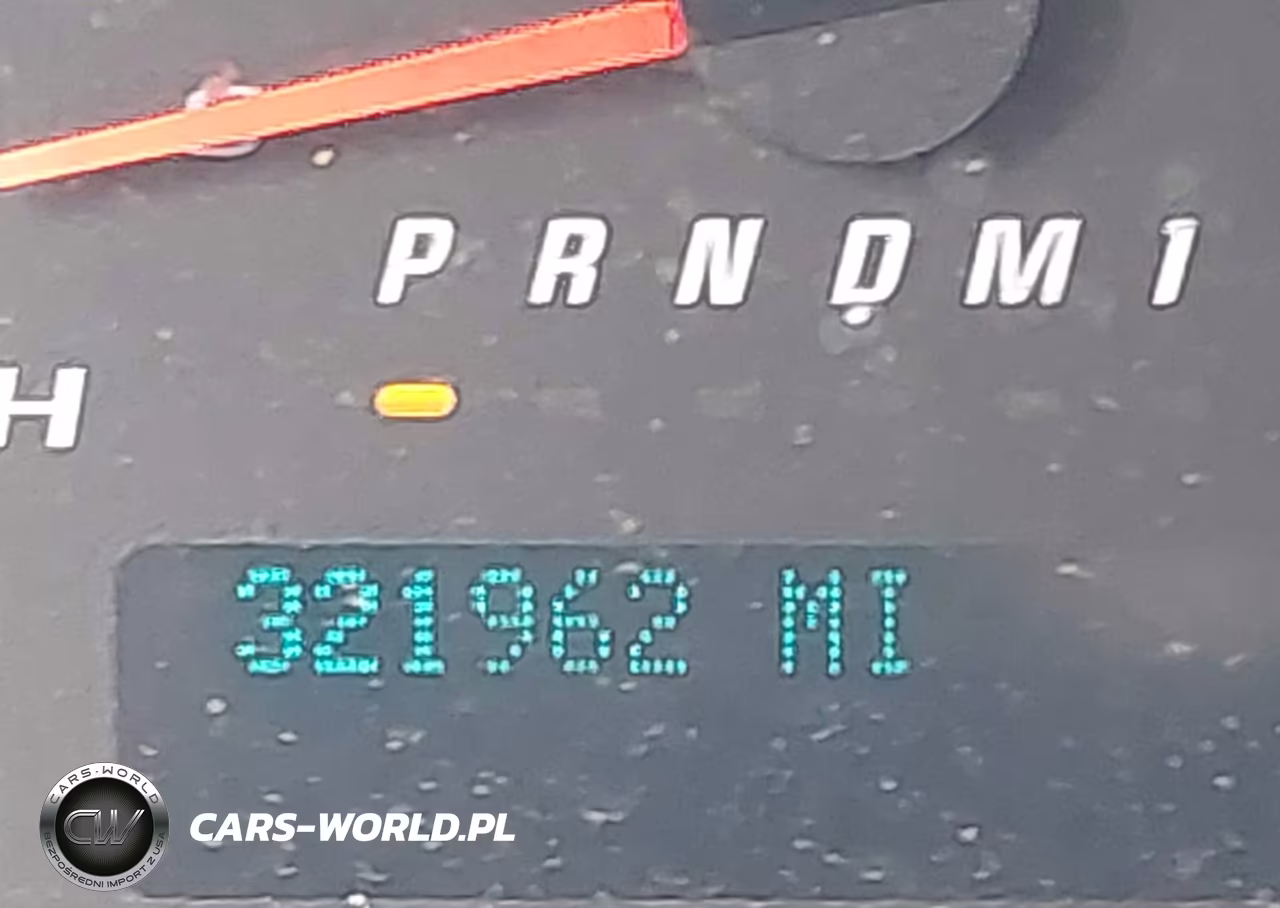 2018 Chevrolet Express 3500 Work Van VIN:1GCZGHFG3J1309981 - 15