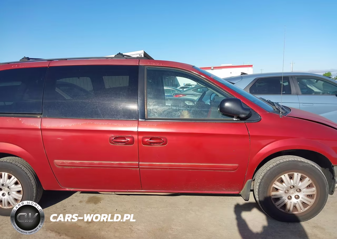 2005 Chrysler Town & Country Lx VIN:2C4GP44R35R543253 - 14