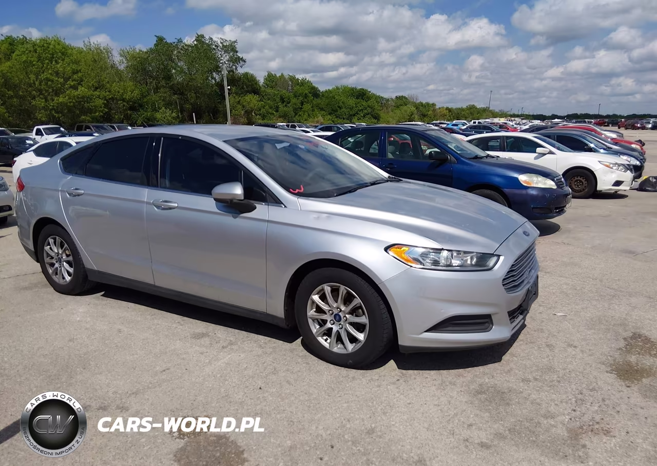 2015 Ford Fusion S VIN:3FA6P0G7XFR205719 - 6