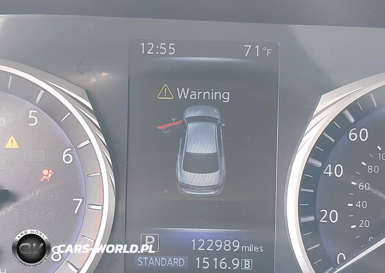 2017 Infiniti Q50 2.0T Premium VIN:JN1CV7AP4HM640562 - 15