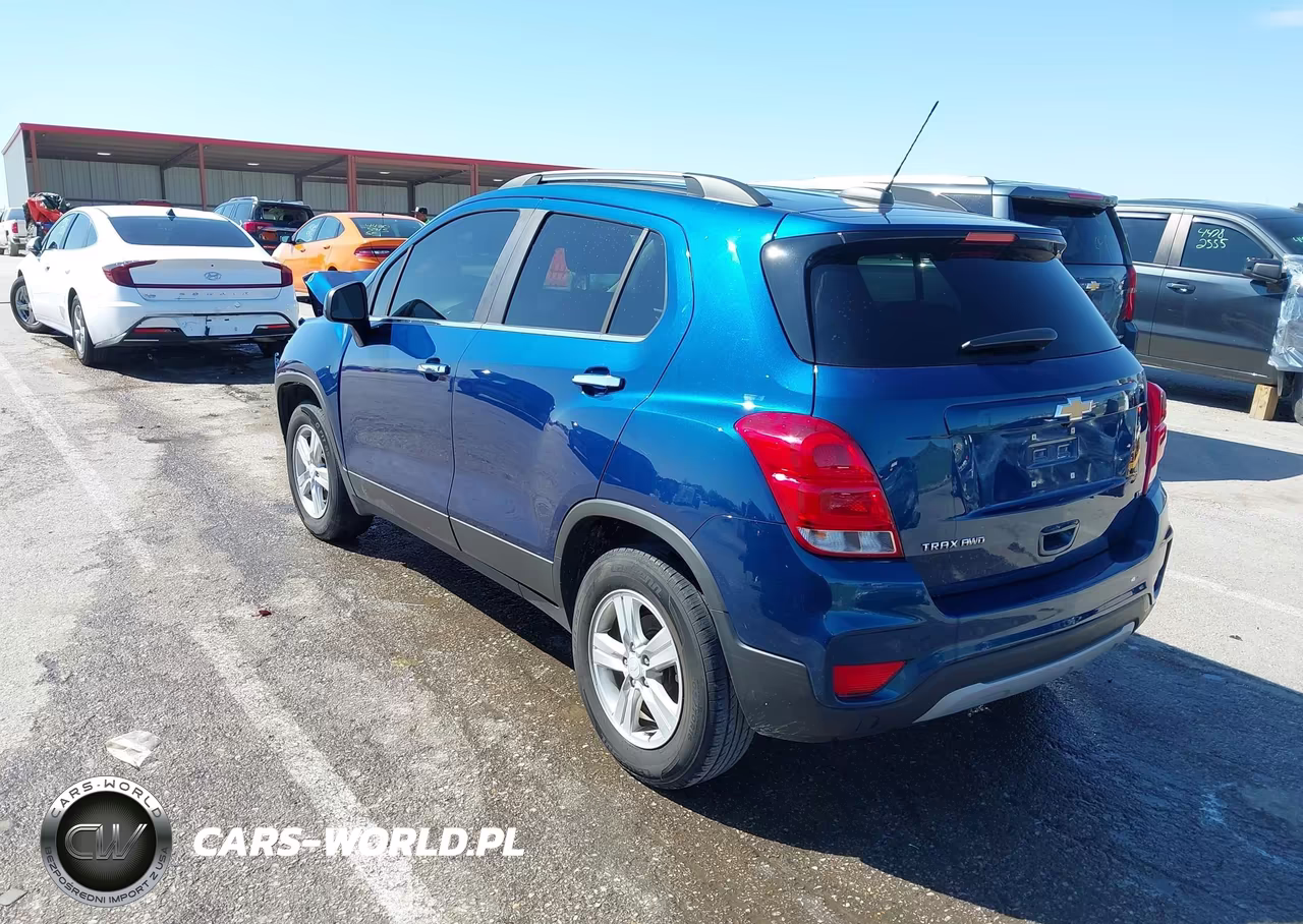 2020 Chevrolet Trax Awd Lt VIN:3GNCJPSB2LL161238 - 3