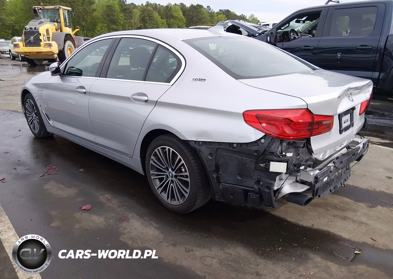 2019 BMW 530E xDrive Iperformance VIN:WBAJB1C5XKB376222 - 3