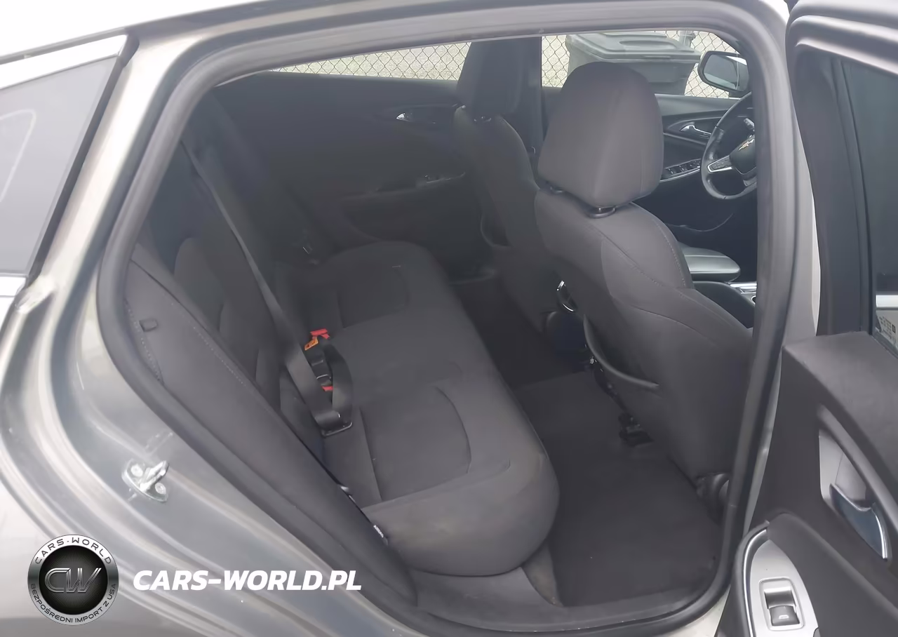 2018 Chevrolet Malibu Lt VIN:1G1ZD5ST6JF120246 - 8