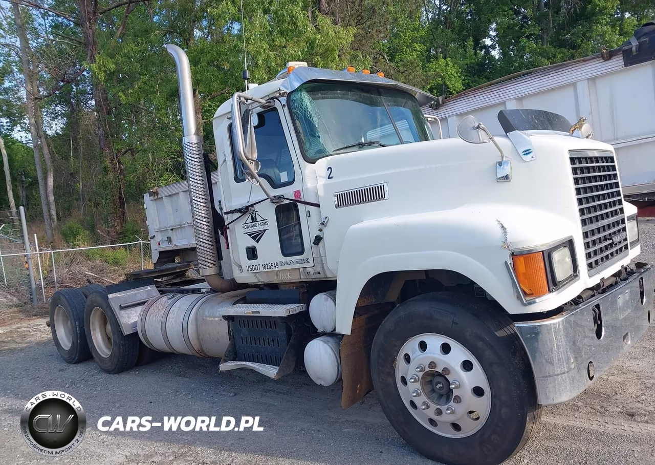 2016 Mack 600 Chu600
