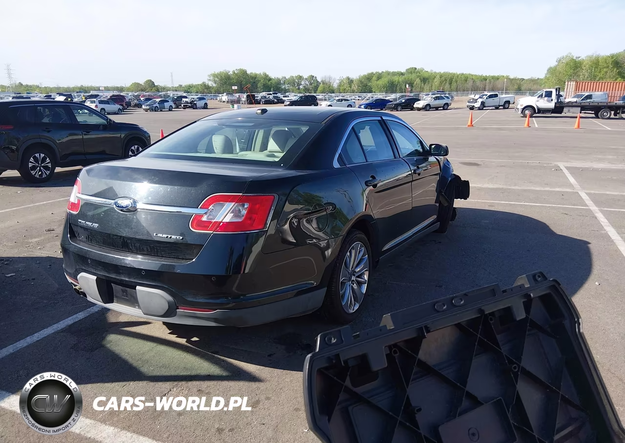 2012 Ford Taurus Limited VIN:1FAHP2FWXCG142167 - 4