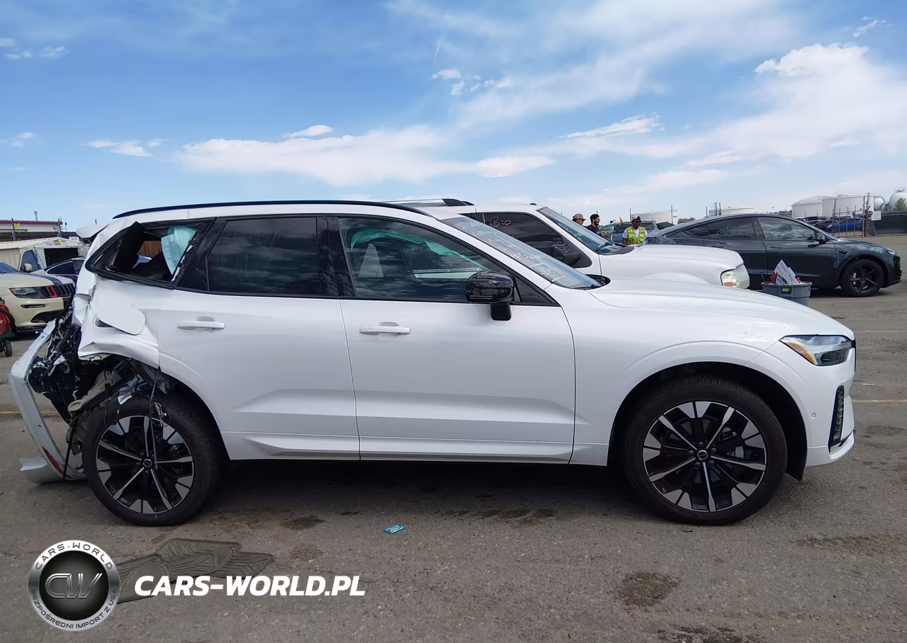 2026 Volvo Xc60 B5 Plus VIN:YV4M12RC6T1314979 - 14