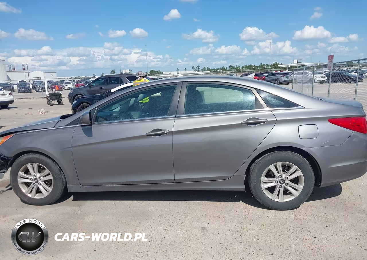 2011 Hyundai Sonata Gls VIN:5NPEB4AC3BH108098 - 15