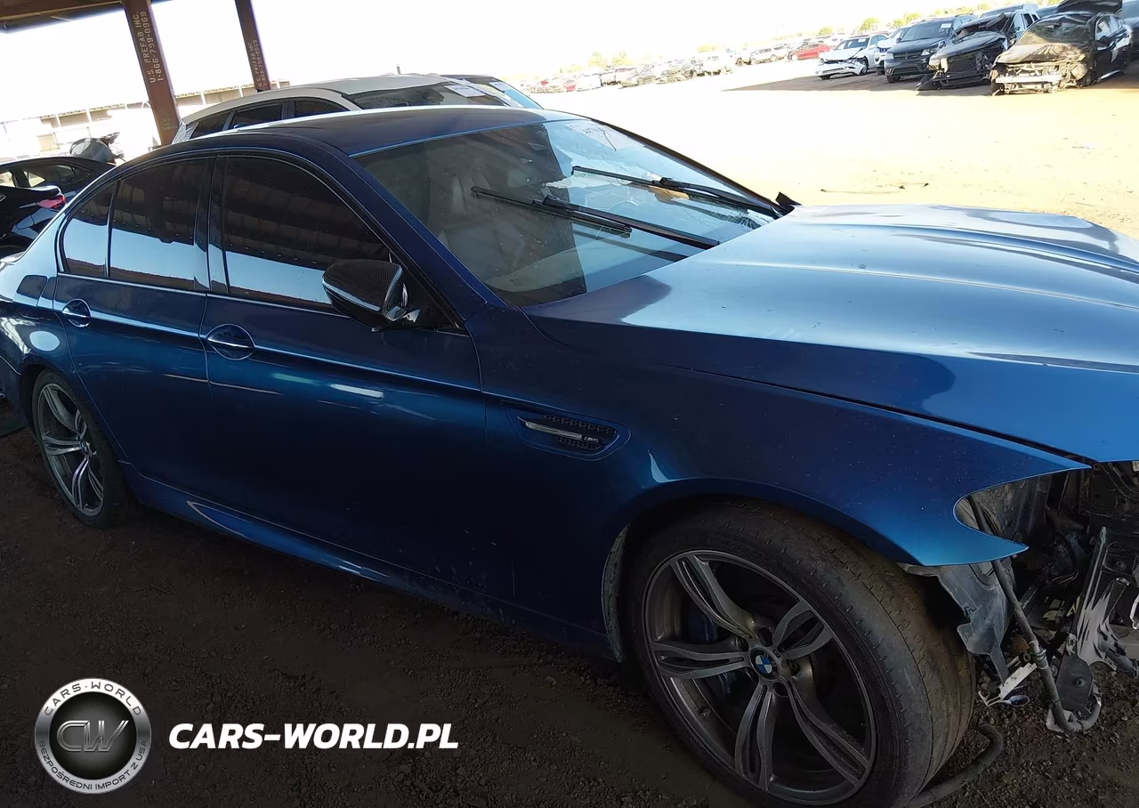 2013 BMW M5 VIN:WBSFV9C55DC772577 - 13