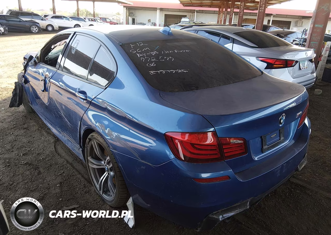 2013 BMW M5 VIN:WBSFV9C55DC772577 - 3