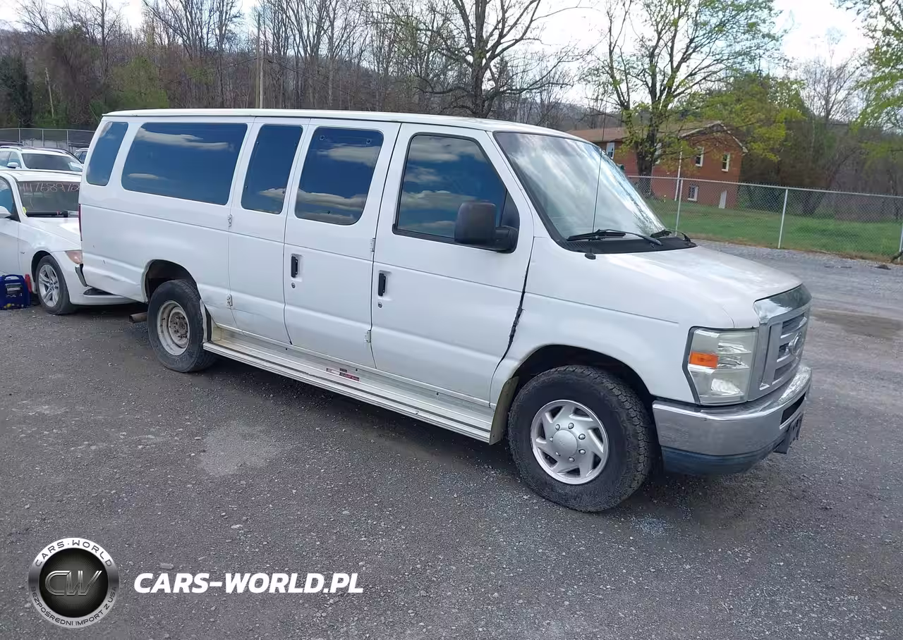 2011 Ford E-350 Super Duty Xlt
