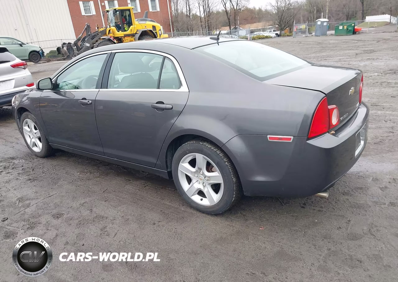 2011 Chevrolet Malibu Ls VIN:1G1ZA5E13BF233298 - 3