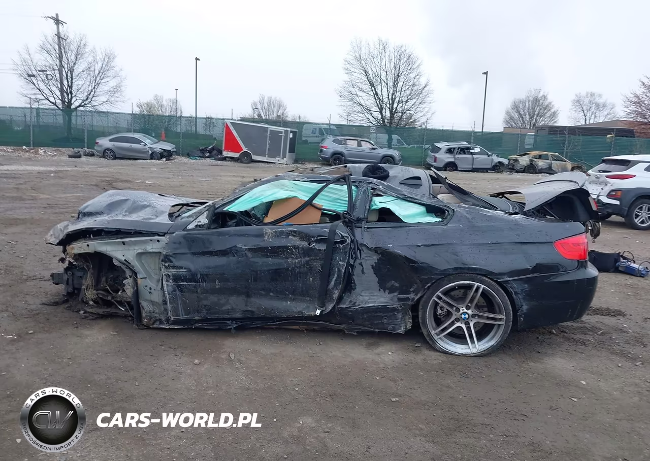 2011 BMW 335Is VIN:WBAKG1C56BE617648 - 14