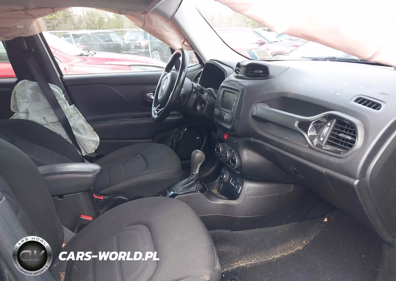 2017 Jeep Renegade Altitude 4X4 VIN:ZACCJBBB3HPG45607 - 5