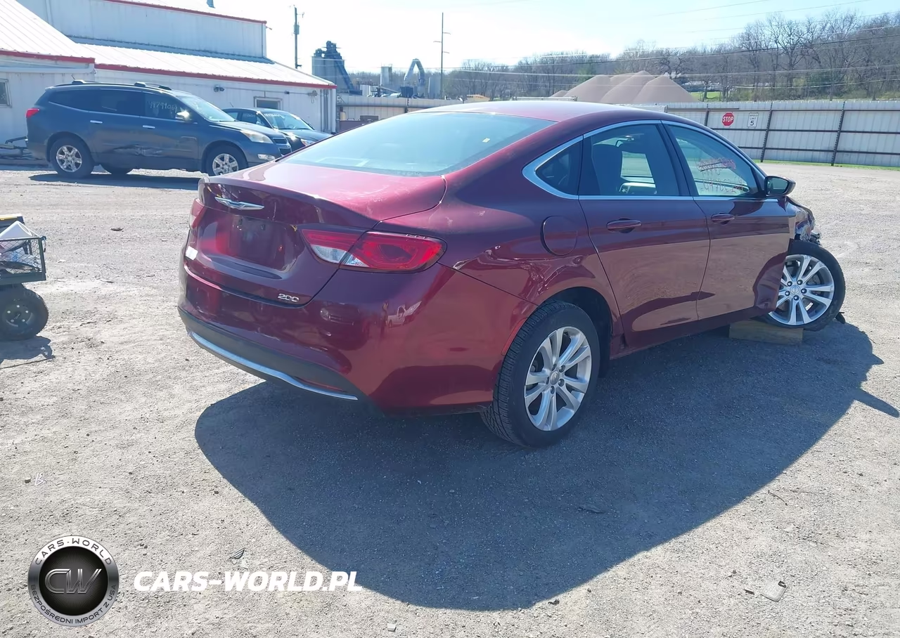 2015 Chrysler 200 Limited VIN:1C3CCCAB0FN671500 - 4