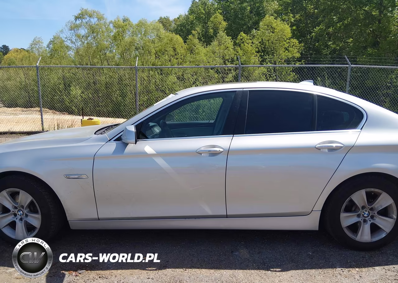 2011 BMW 528I VIN:WBAFR1C51BDJ97525 - 14