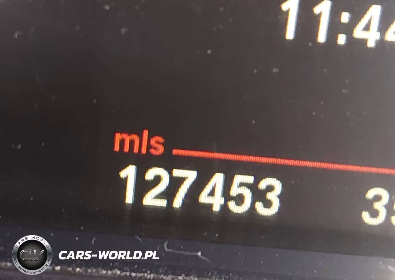 2011 BMW 528I VIN:WBAFR1C51BDJ97525 - 15