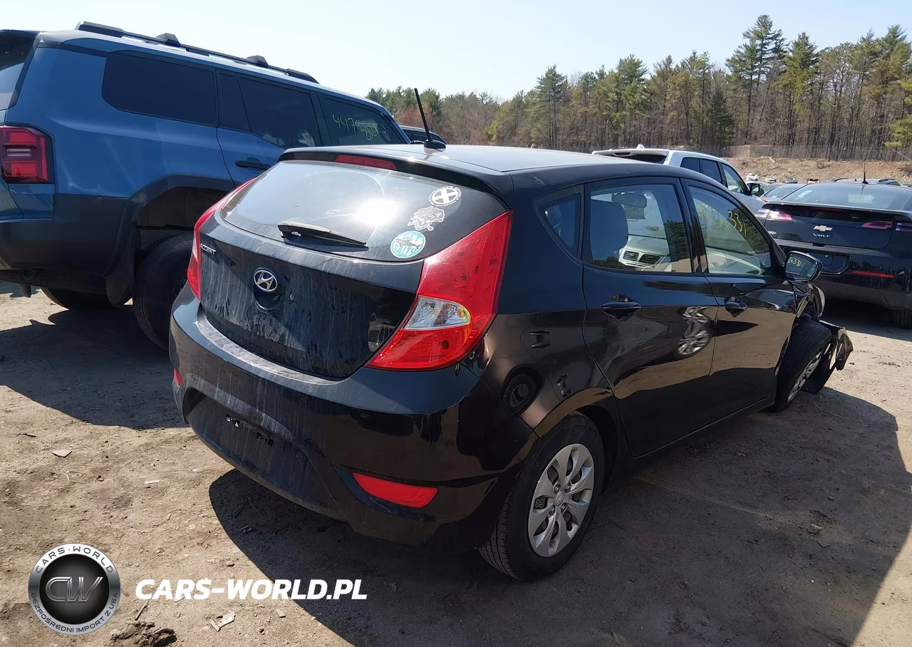 2016 Hyundai Accent Se VIN:KMHCT5AE7GU294443 - 4