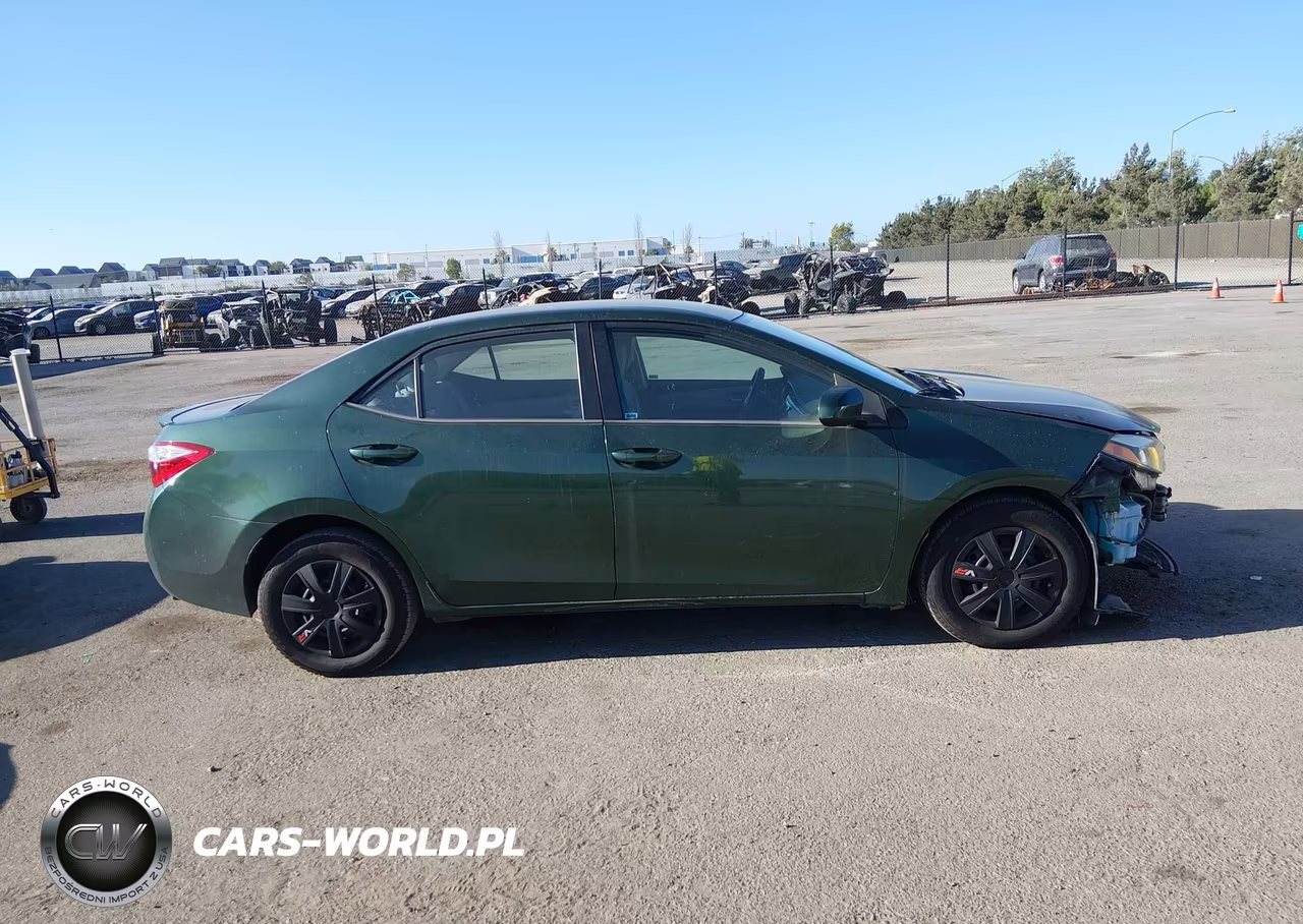 2015 Toyota Corolla Le Eco VIN:5YFBPRHE7FP252741 - 14