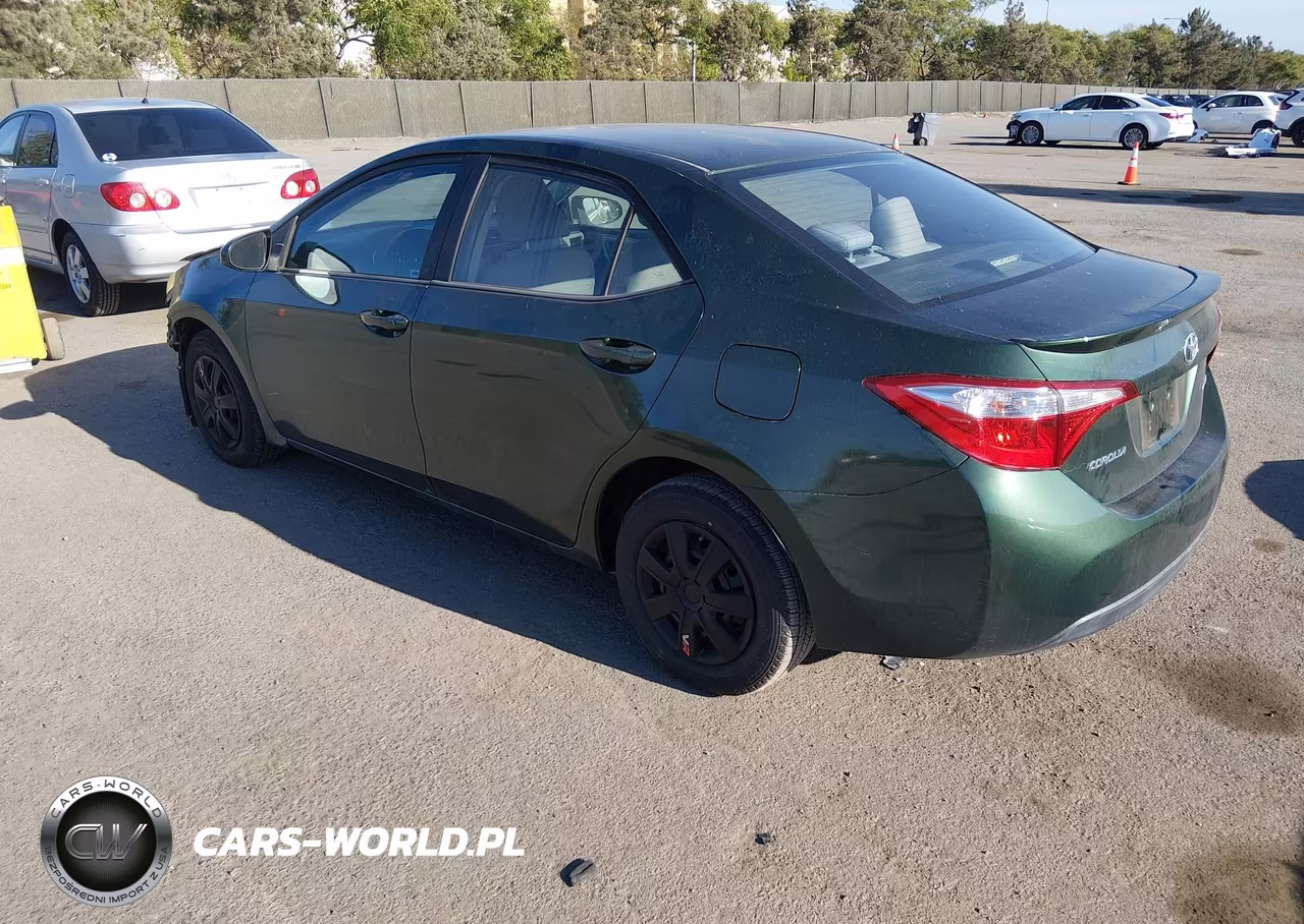 2015 Toyota Corolla Le Eco VIN:5YFBPRHE7FP252741 - 3