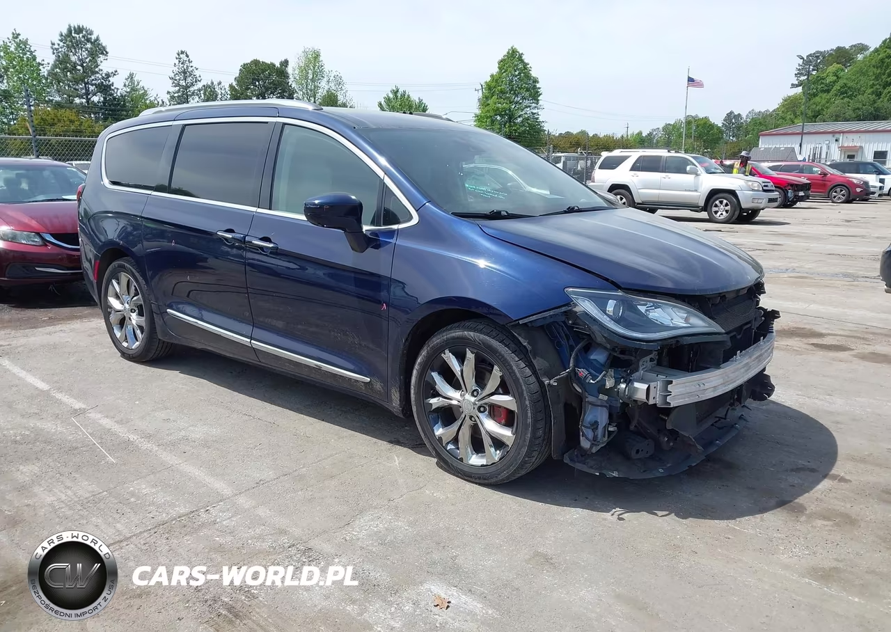 2018 Chrysler Pacifica Touring L