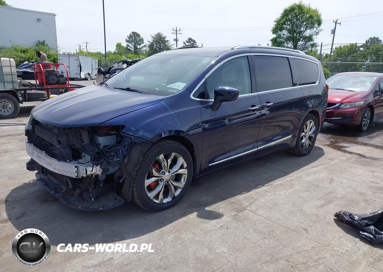 2018 Chrysler Pacifica Touring L VIN:2C4RC1BG3JR152408 - 2