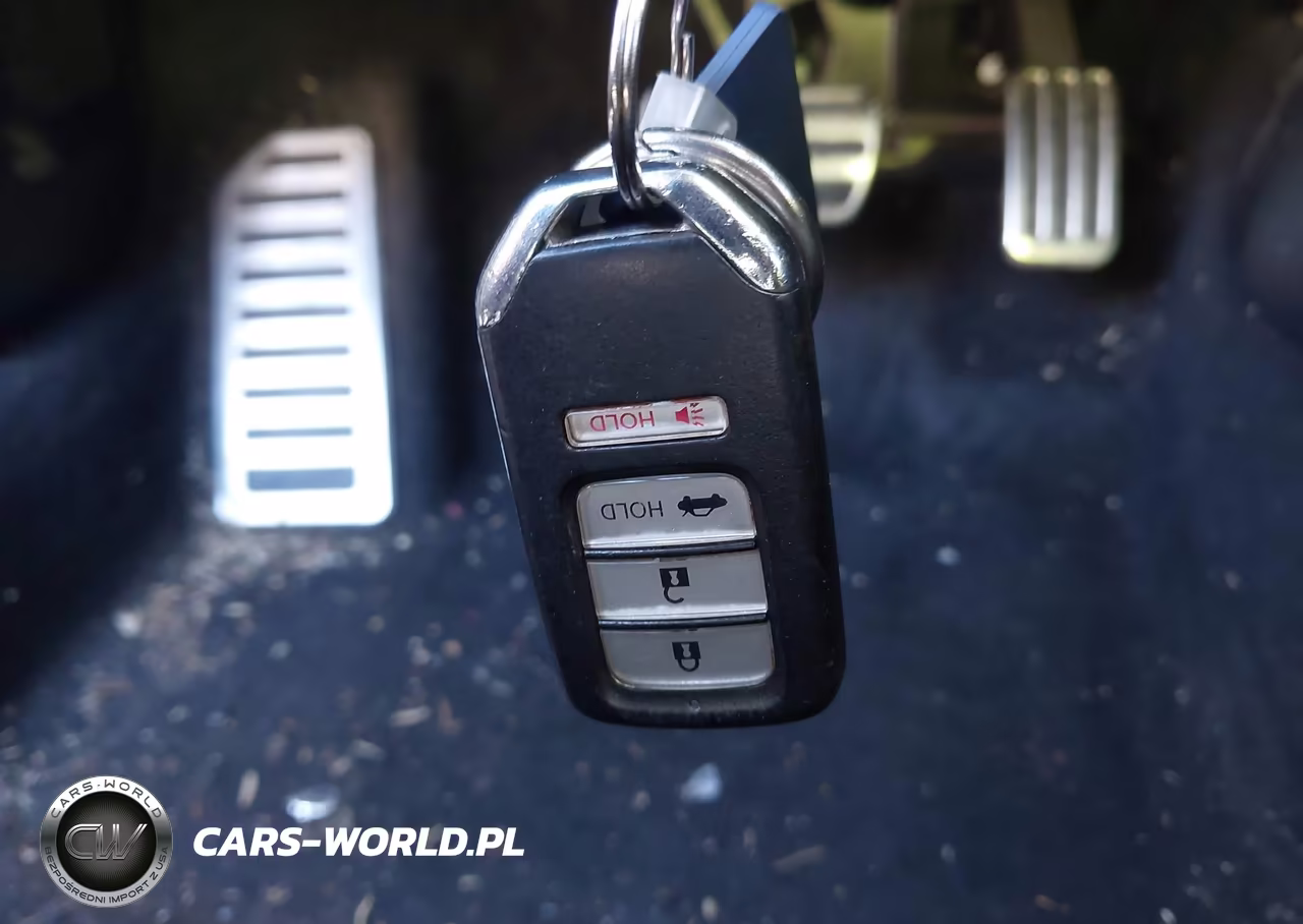 2019 Honda Accord Sport VIN:1HGCV1F34KA071125 - 11