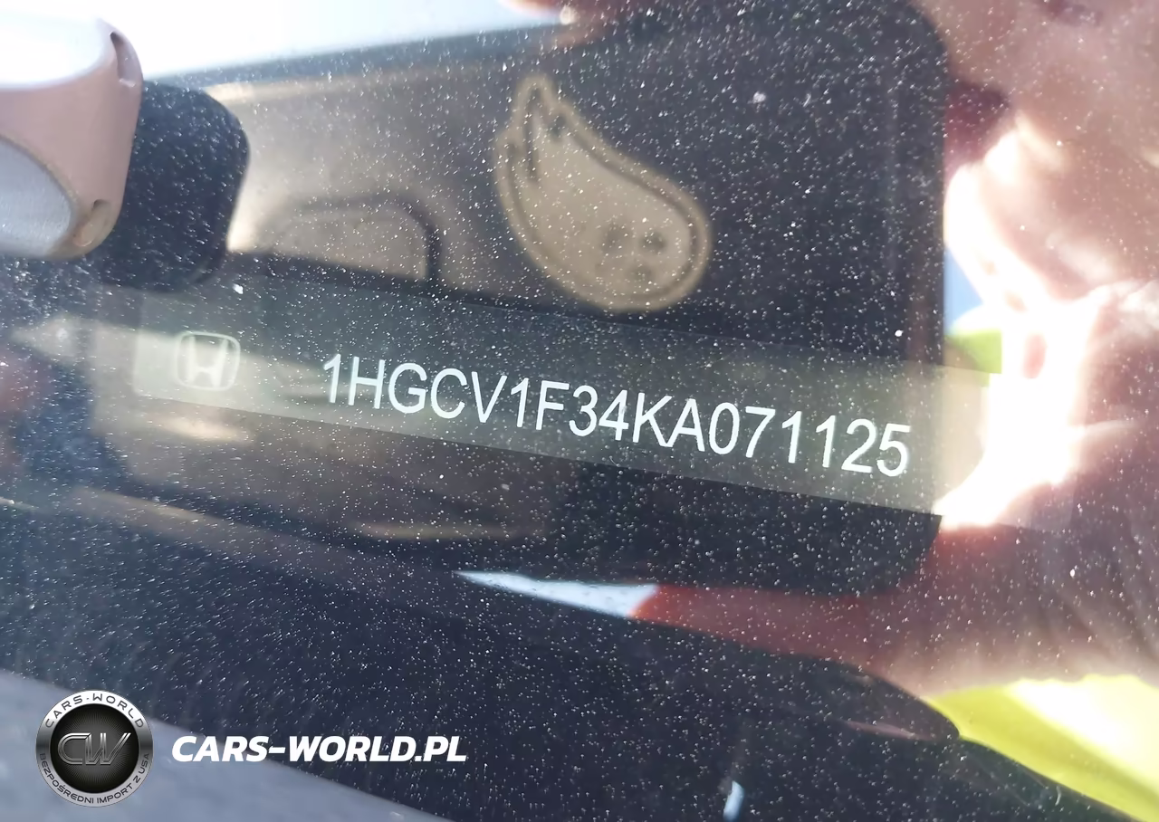 2019 Honda Accord Sport VIN:1HGCV1F34KA071125 - 9