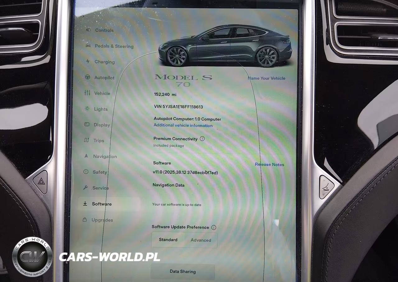 2015 Tesla Model S 60-70-85 VIN:5YJSA1E18FF118613 - 17