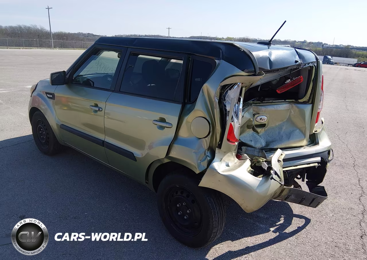 2013 Kia Soul VIN:KNDJT2A54D7635088 - 3