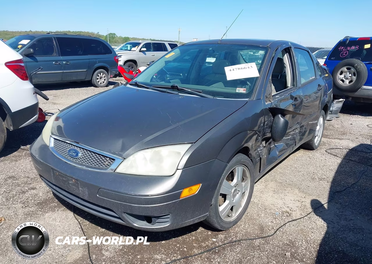 2005 Ford Focus Zx4 VIN:1FAHP34N95W305027 - 2