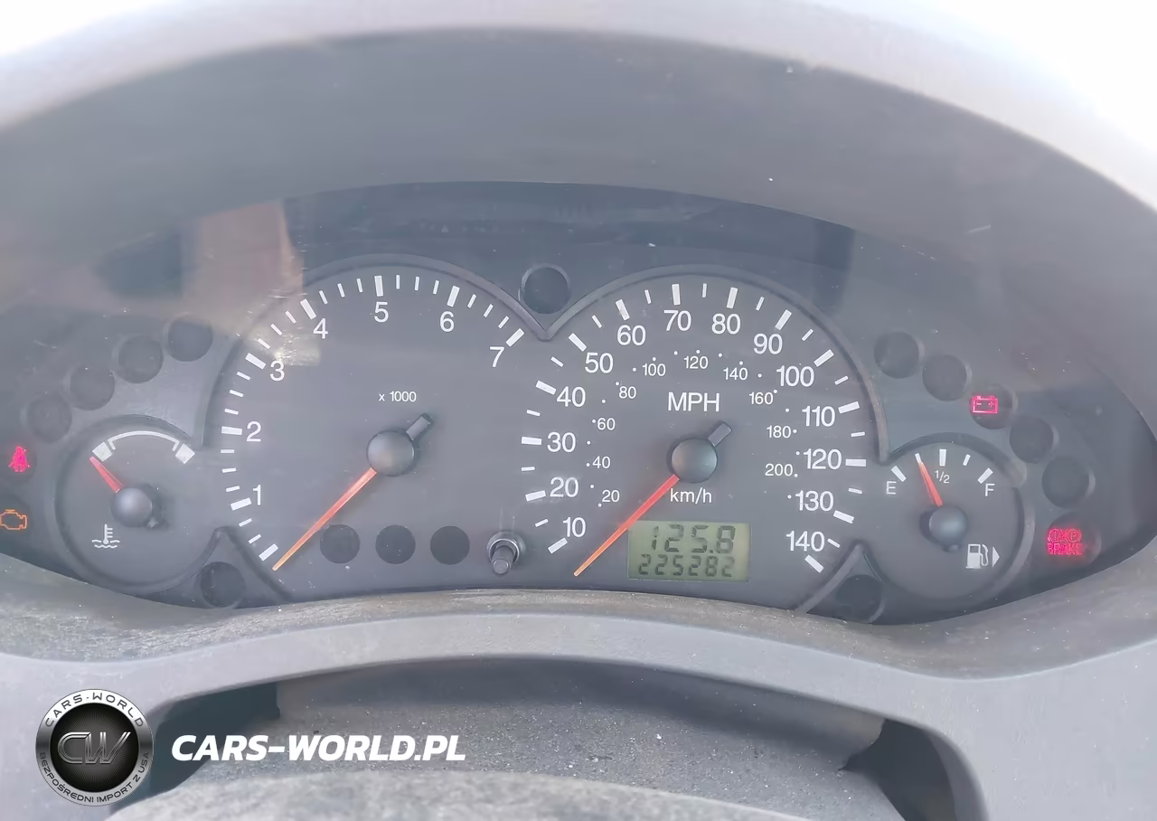 2005 Ford Focus Zx4 VIN:1FAHP34N95W305027 - 7