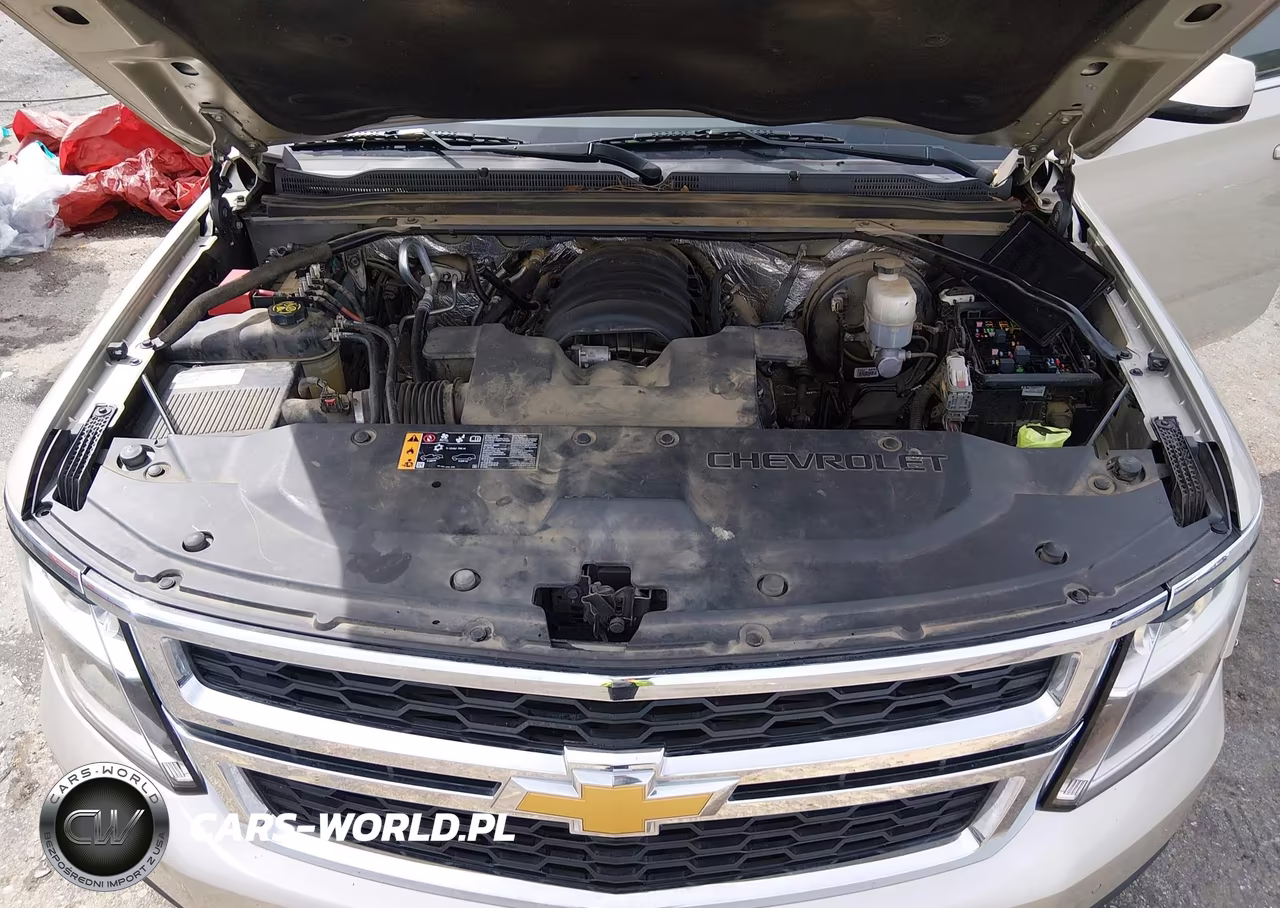 2017 Chevrolet Suburban Lt VIN:1GNSKHKC8HR134634 - 10