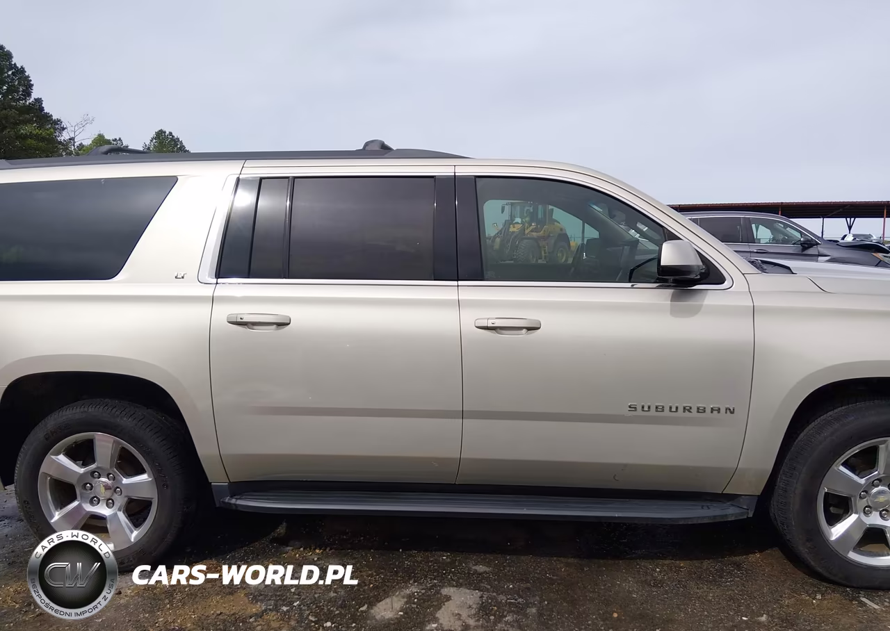 2017 Chevrolet Suburban Lt VIN:1GNSKHKC8HR134634 - 13