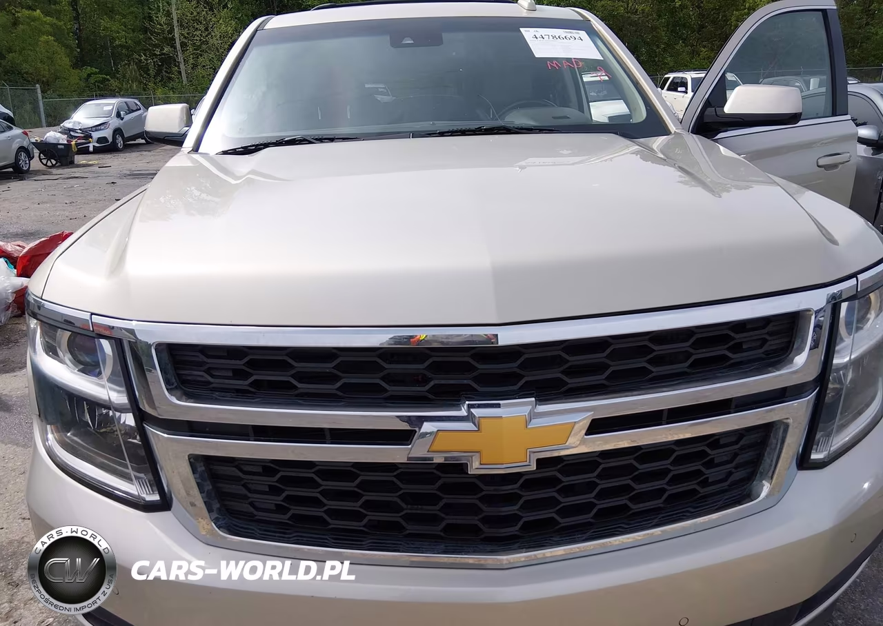 2017 Chevrolet Suburban Lt VIN:1GNSKHKC8HR134634 - 6