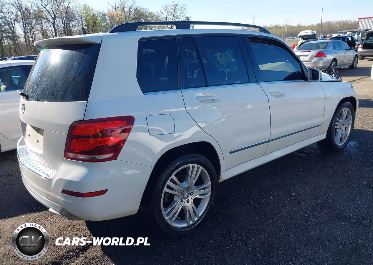 2015 Mercedes-Benz Glk 350 VIN:WDCGG5HB6FG436617 - 4