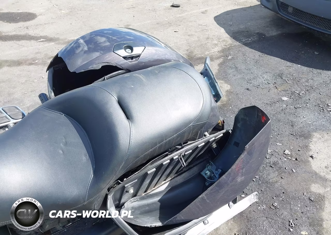 2016 Victory Motorcycles Cross Country VIN:5VPDB36N1G3049377 - 13