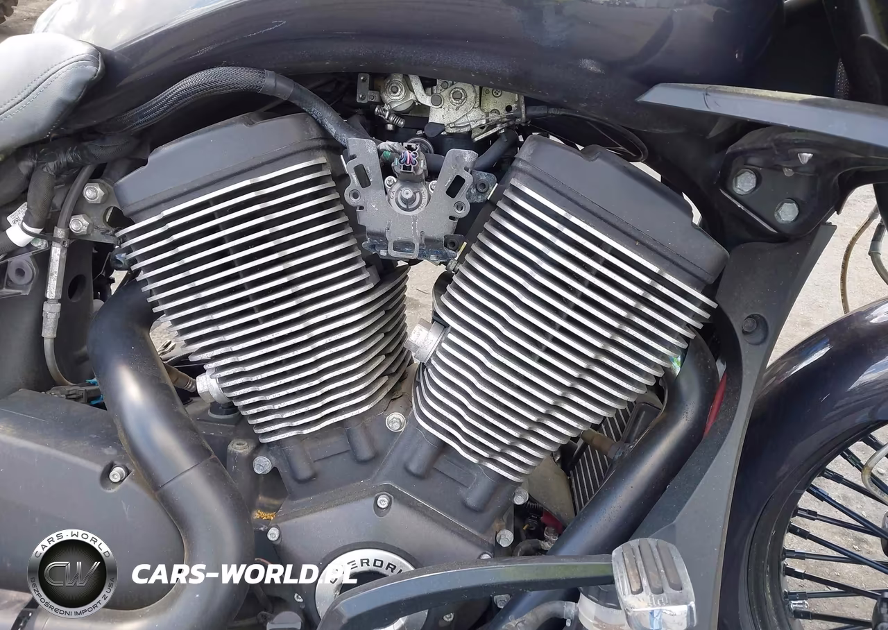 2016 Victory Motorcycles Cross Country VIN:5VPDB36N1G3049377 - 8