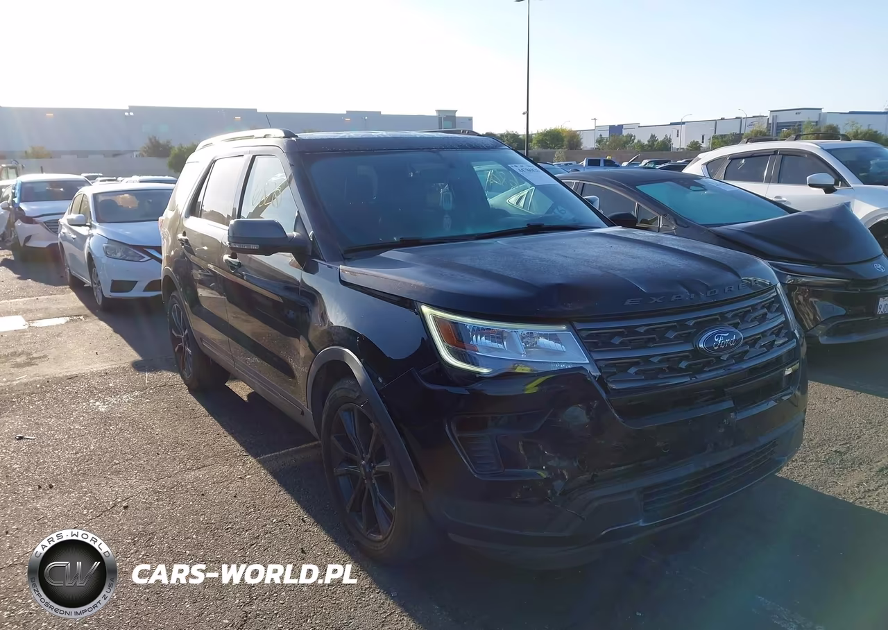 2018 Ford Explorer Xlt VIN:1FM5K7D82JGB18287 - 13