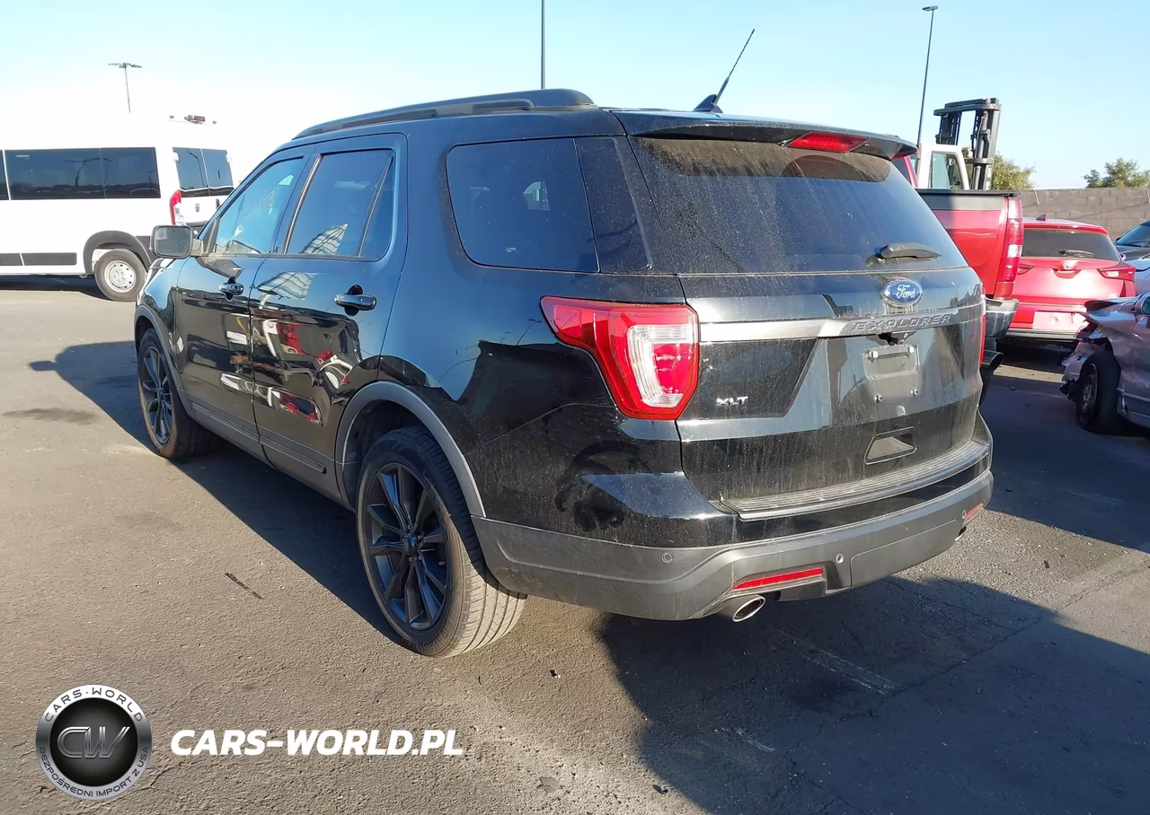 2018 Ford Explorer Xlt VIN:1FM5K7D82JGB18287 - 14