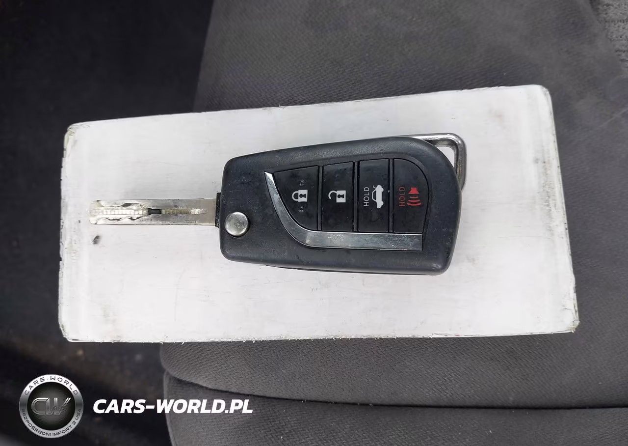 2019 Toyota Camry Le VIN:4T1B11HK8KU852945 - 11
