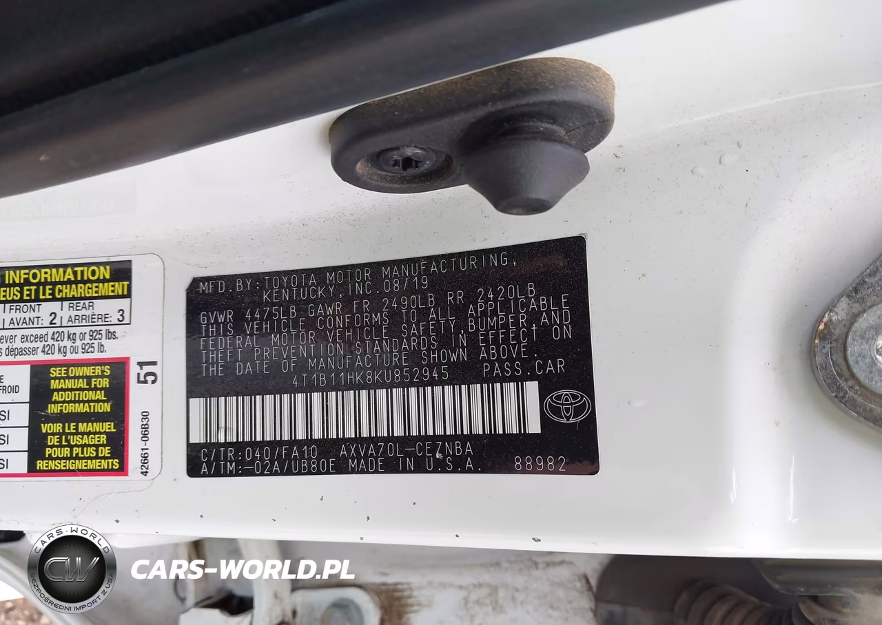 2019 Toyota Camry Le VIN:4T1B11HK8KU852945 - 9