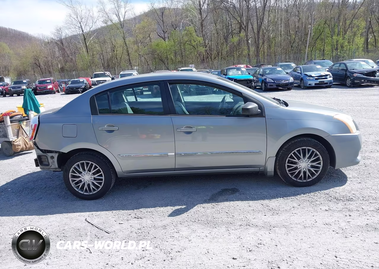 2010 Nissan Sentra 2.0S VIN:3N1AB6APXAL712195 - 13