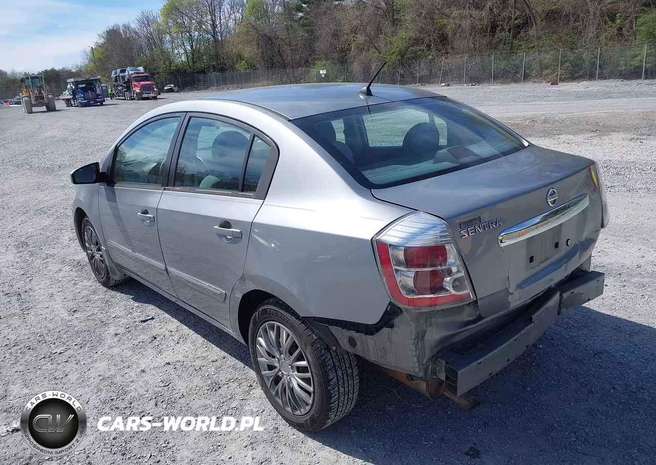 2010 Nissan Sentra 2.0S VIN:3N1AB6APXAL712195 - 3