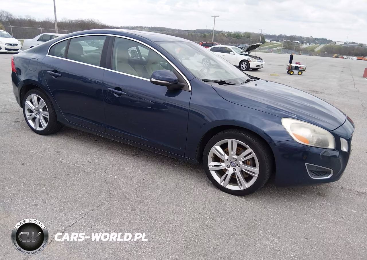 2012 Volvo S60 T6-T6 R-Design