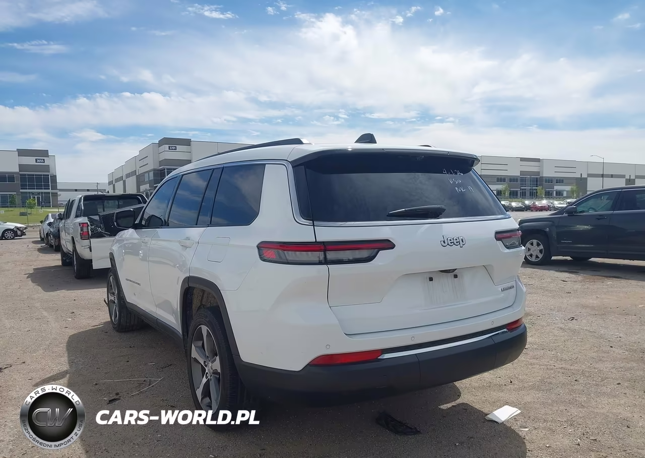 2025 Jeep Grand Cherokee L Limited 4X2 VIN:1C4RJJBGXS8676237 - 3