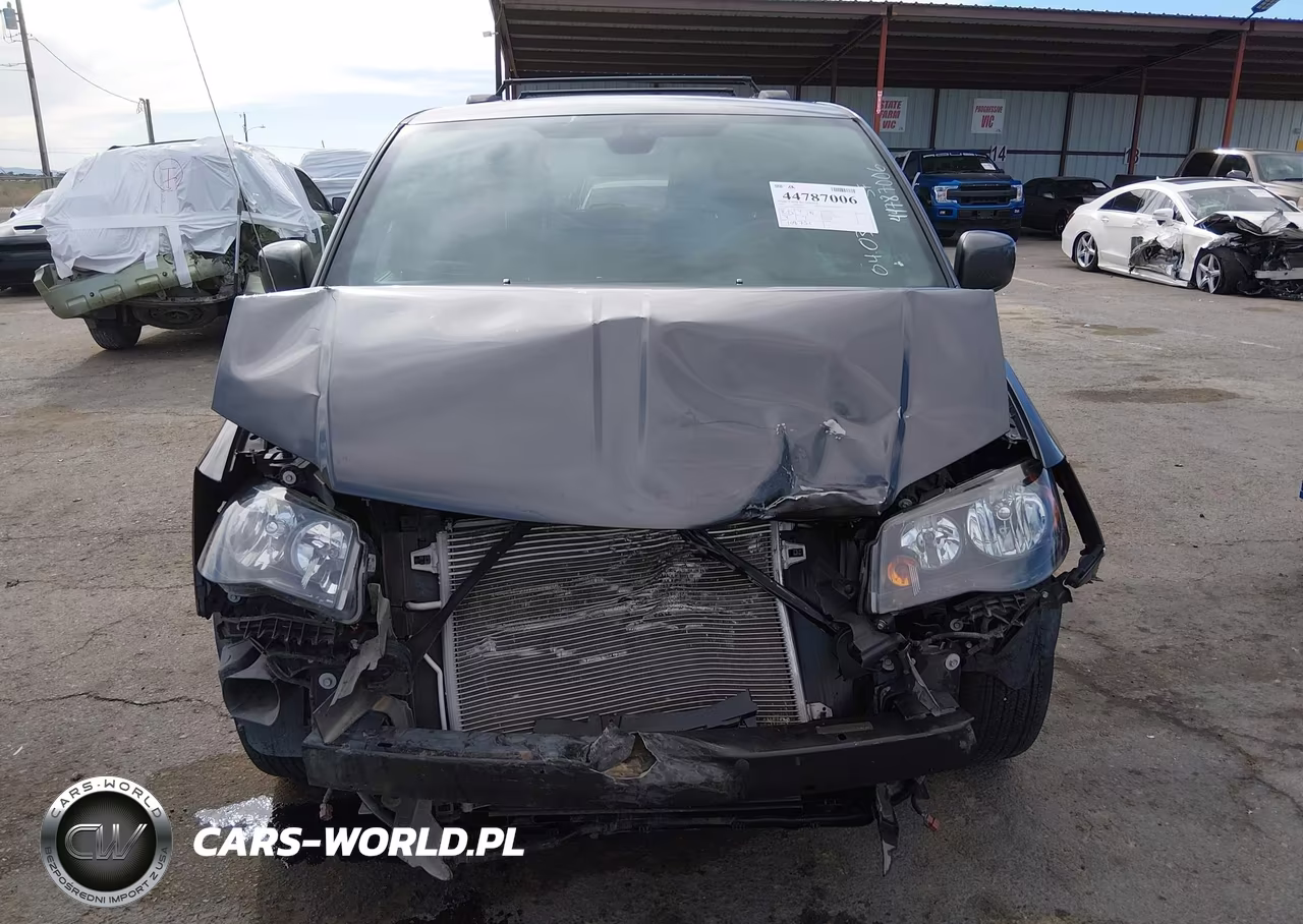 2019 Dodge Grand Caravan Gt VIN:2C4RDGEG5KR671652 - 13