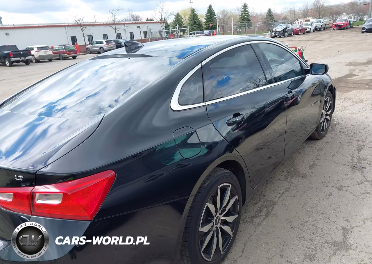 2017 Chevrolet Malibu 1Lt VIN:1G1ZE5ST2HF163179 - 4