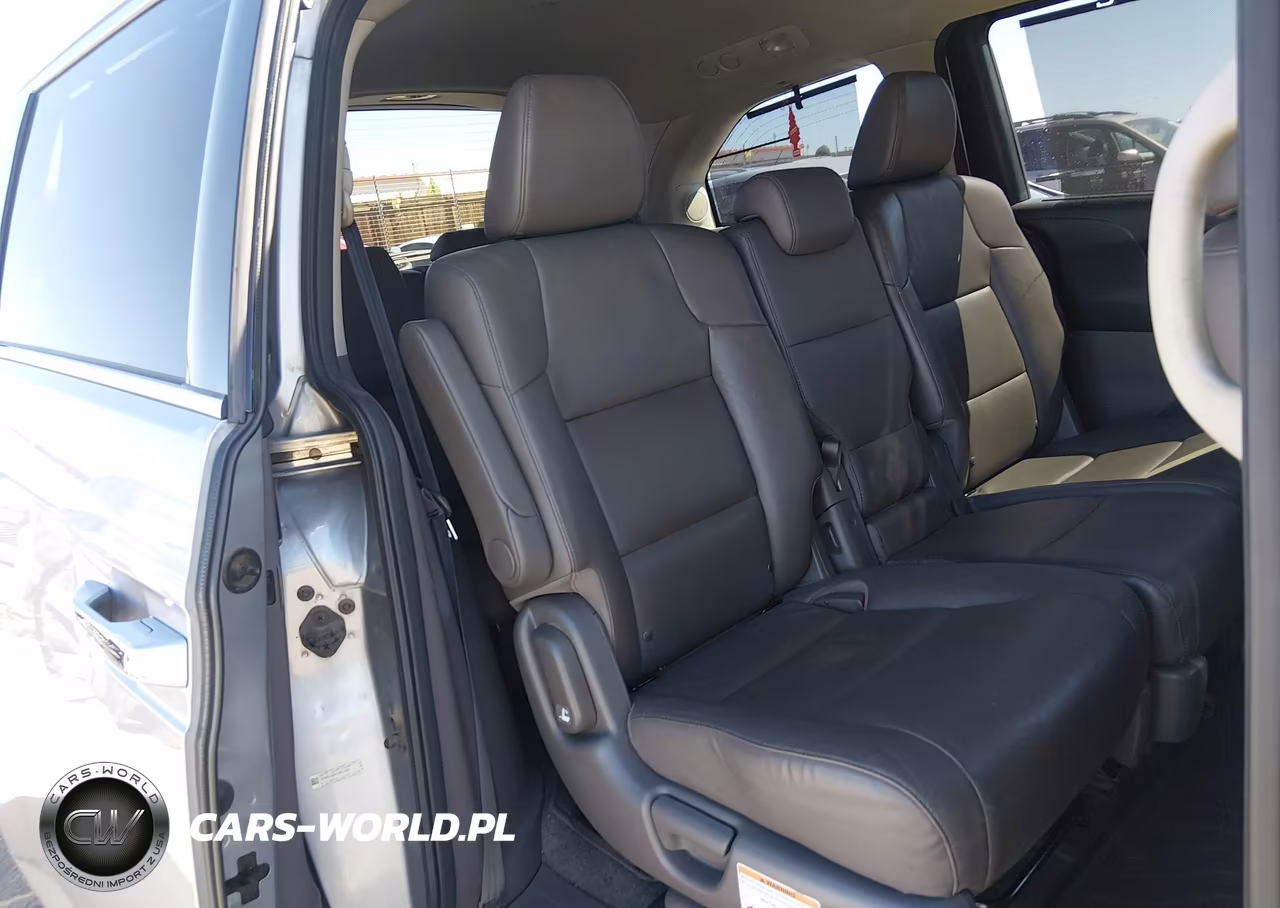 2016 Honda Odyssey Touring-Touring Elite VIN:5FNRL5H97GB073263 - 8
